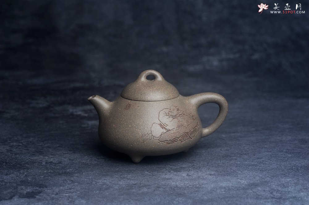紫砂壶图片：美壶特惠 美壶网特供限量极品高温四号井老青段 精工乳瓢茶壶 装饰人物 特文气 - 美壶网
