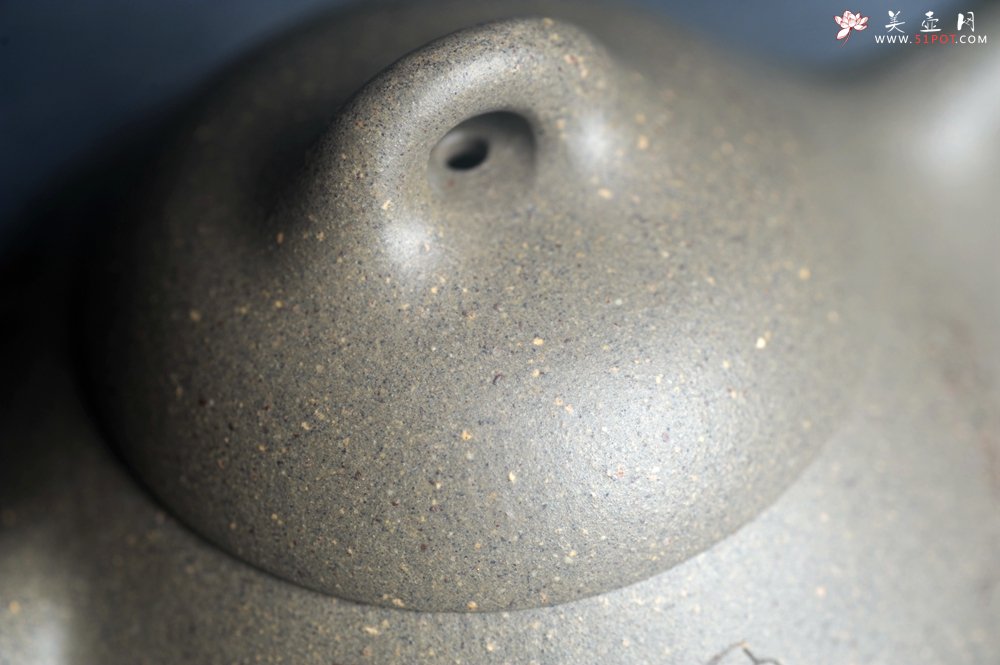 紫砂壶图片：美壶特惠 美壶网特供限量极品高温四号井老青段 精工乳瓢茶壶 装饰人物 特文气 - 美壶网