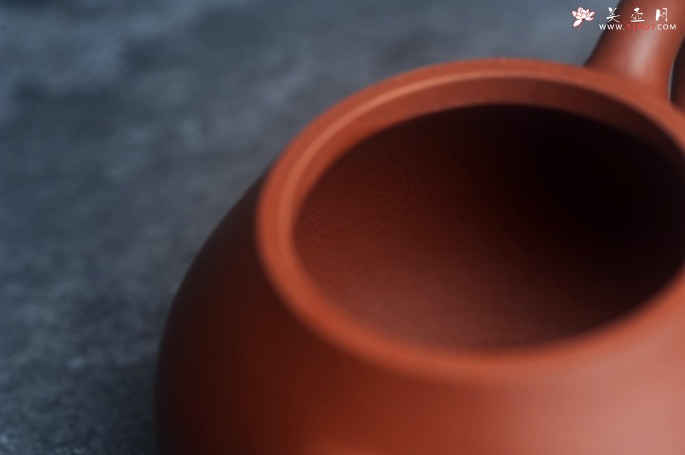 紫砂壶图片：美壶特惠 全手工优质黄龙山红泥刹凹成型单片拍打潘壶 - 美壶网
