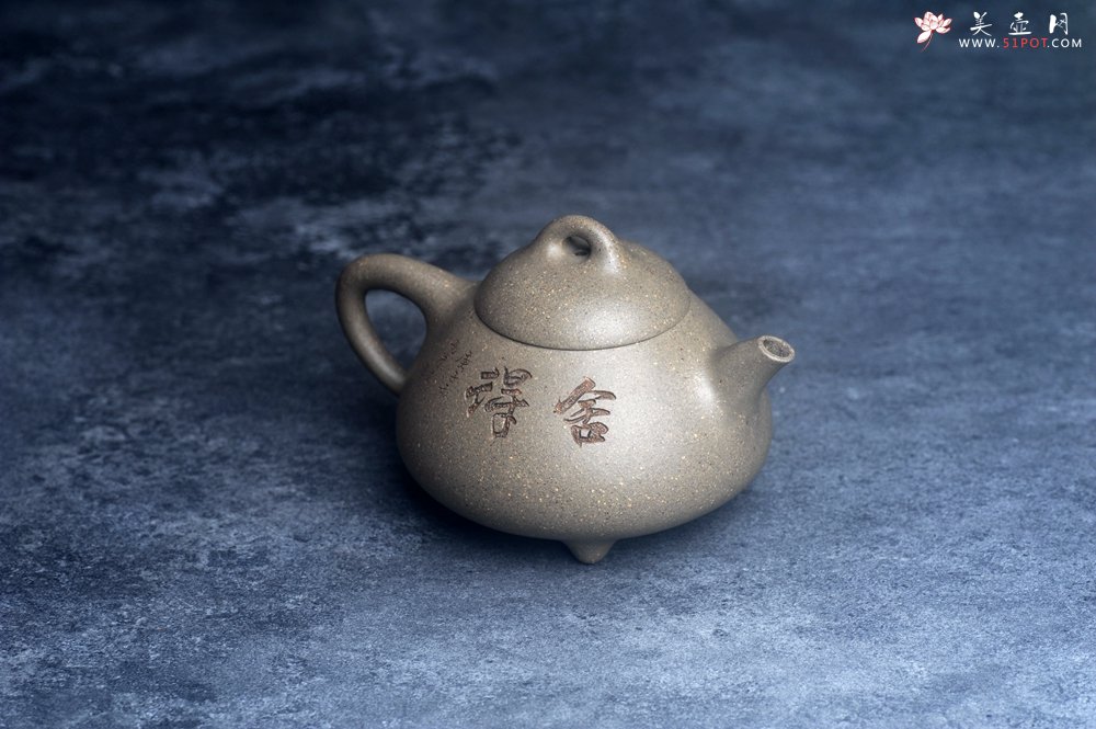 紫砂壶图片：美壶特惠 美壶网特供限量极品高温四号井老青段 精工乳瓢茶壶 装饰人物 特文气 - 美壶网