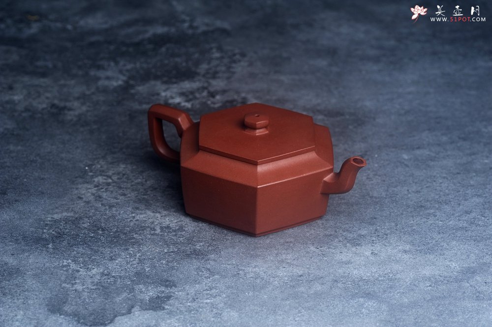 紫砂壶图片：美壶特惠 潜力股凌晨老师 精致全手工中槽清六方云台壶 - 美壶网