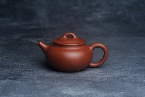 王老师紫砂壶 王老师新品 美壶特惠 全手工红降坡玉帽水平壶 大口实用 特文气 原矿降坡泥