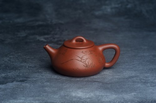 王老师紫砂壶 王老师新品 庆十一特惠 全手工红降坡合瓢壶 双刀装饰兰花鸟特文气 原矿降坡泥