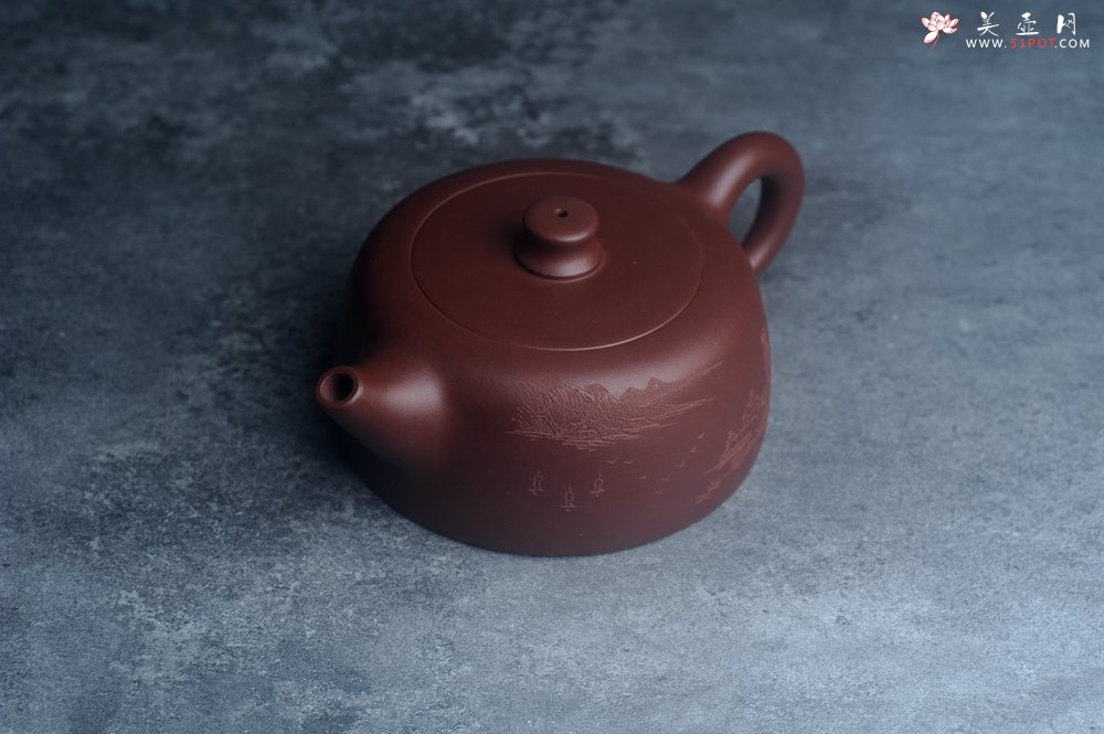 紫砂壶图片：美壶特惠精工大井栏 装饰山水 特文气 - 美壶网