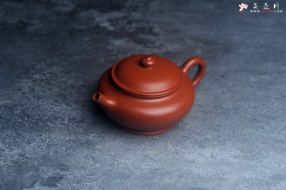 紫砂壶图片：美壶特惠 优质朱泥小扁樱壶 茶人醉爱 - 美壶网