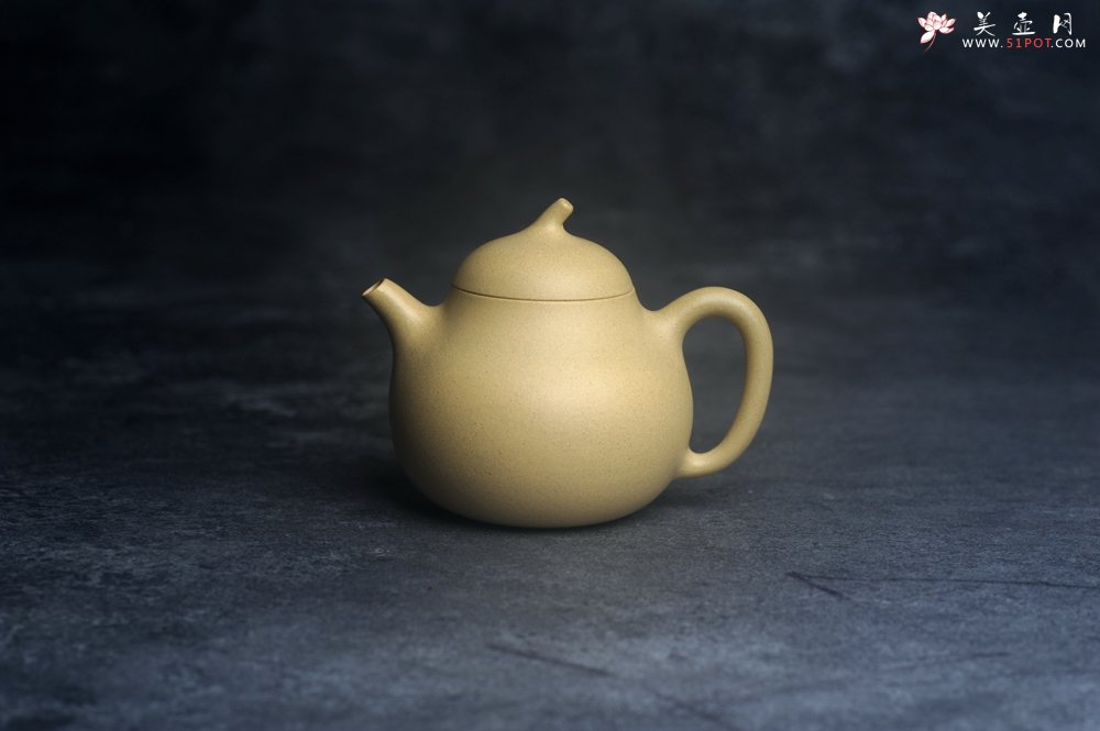 紫砂壶图片：美壶特惠 精致本山绿泥茄瓜壶 茶人醉爱 - 美壶网