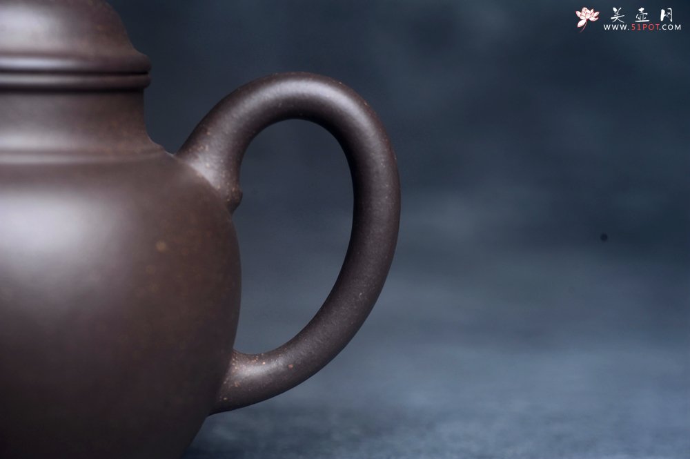 紫砂壶图片：美壶特惠 精致特好青灰泥宫灯壶 - 美壶网
