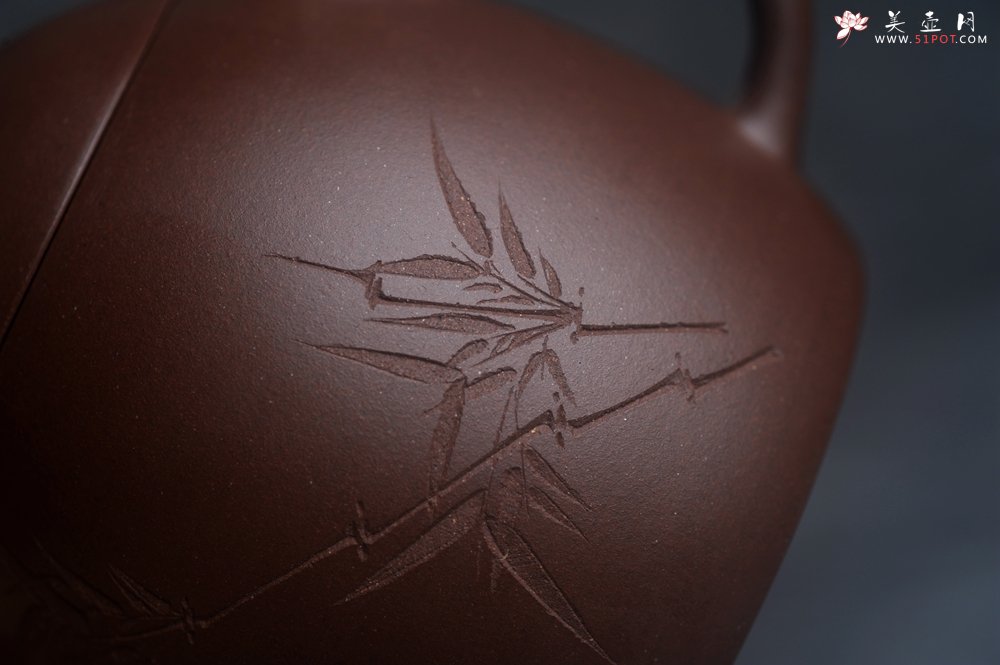 紫砂壶图片：美壶福利特惠 精致特好老紫泥秦权壶 刻竹子 特文气 - 美壶网