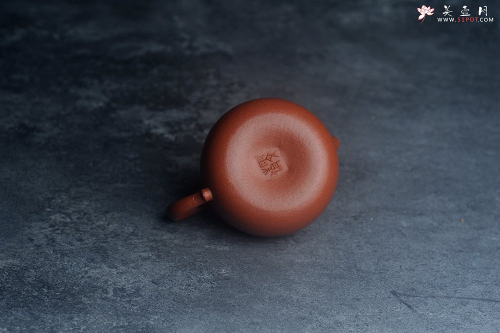 紫砂壶图片：美壶特惠 特好降坡泥茄瓜壶 茶人醉爱 - 美壶网