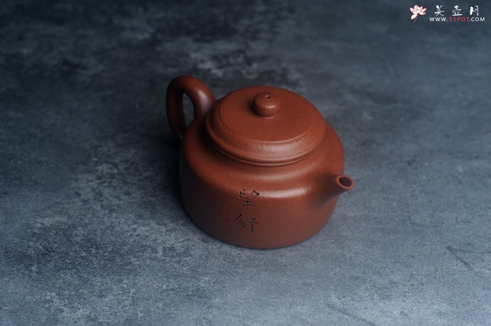 紫砂壶图片：美壶特惠 精致特好降坡泥德中壶 装饰人物特文气 - 美壶网