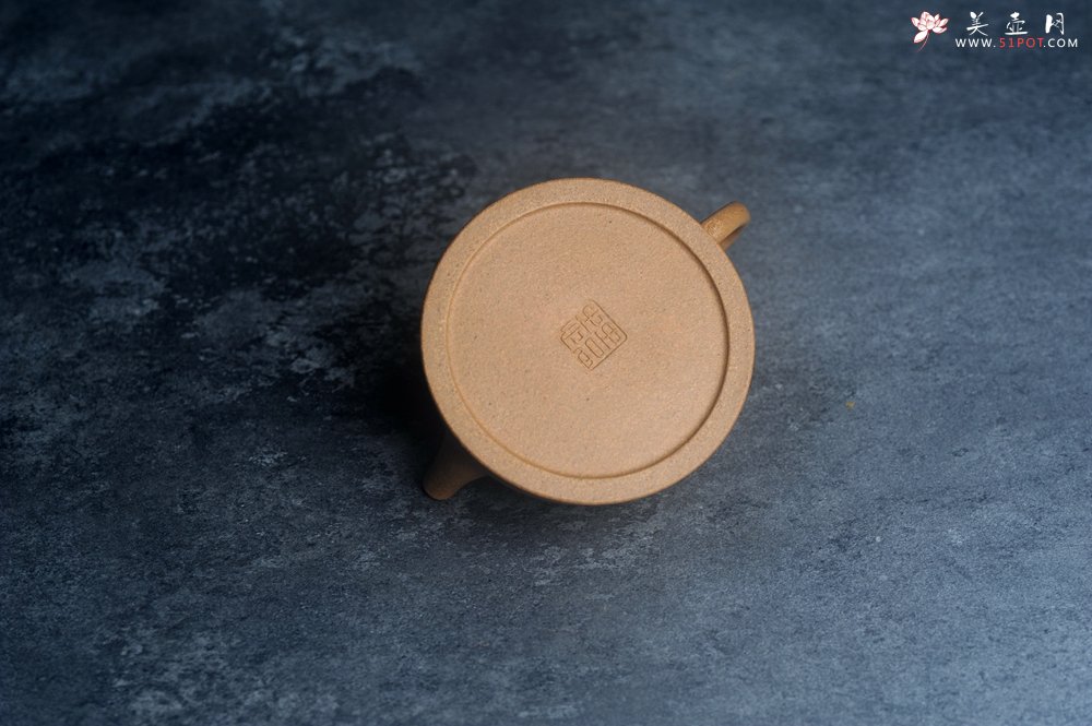 紫砂壶图片：美壶特惠 特好五彩段泥小美壶 装饰文雅 海纳百川 - 美壶网