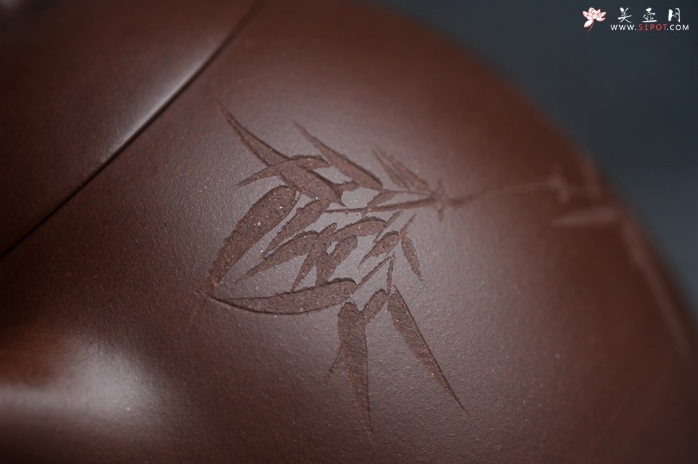 紫砂壶图片：美壶福利特惠 精致特好老紫泥秦权壶 刻竹子 特文气 - 美壶网