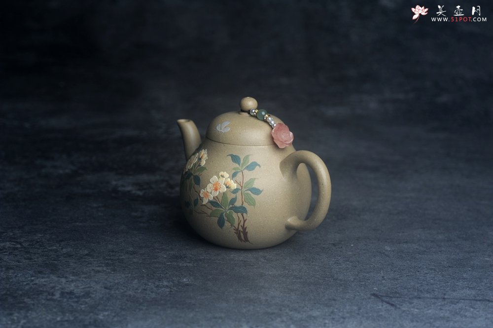 紫砂壶图片：美壶特惠优质本山绿泥泥绘玉簪花梨形 - 美壶网