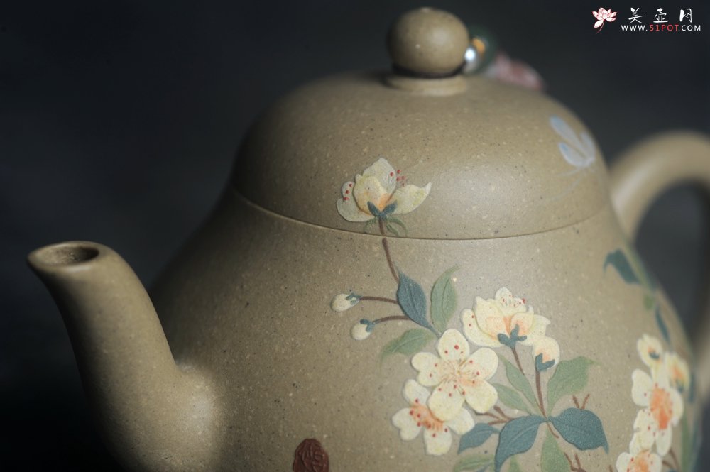 紫砂壶图片：美壶特惠优质本山绿泥泥绘玉簪花梨形 - 美壶网