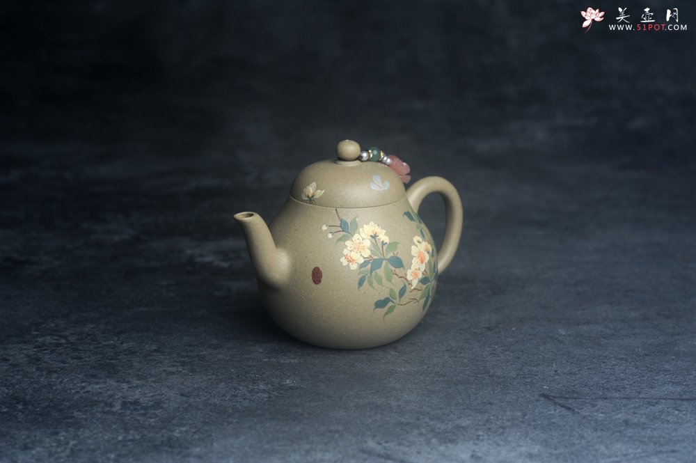 紫砂壶图片：美壶特惠优质本山绿泥泥绘玉簪花梨形 - 美壶网