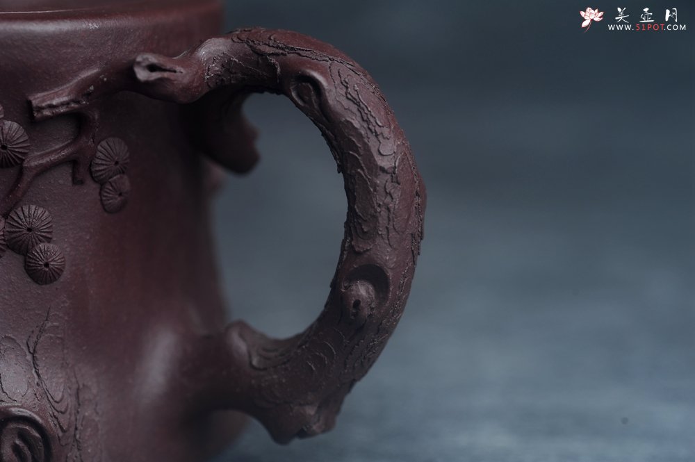 紫砂壶图片：实力演绎全手工重器松桩套组 一壶（280cc）二杯（130cc）一公道杯（188cc） - 美壶网