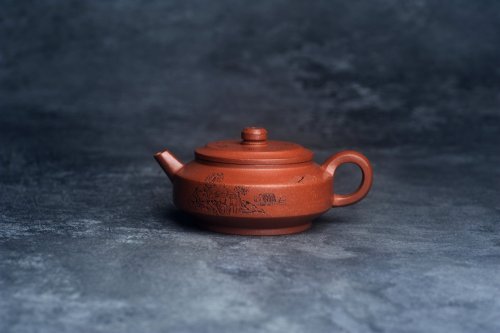 美壶定制紫砂壶 美壶特惠 精致特好降坡泥周盘壶 装饰山水 特文气 原矿降坡泥