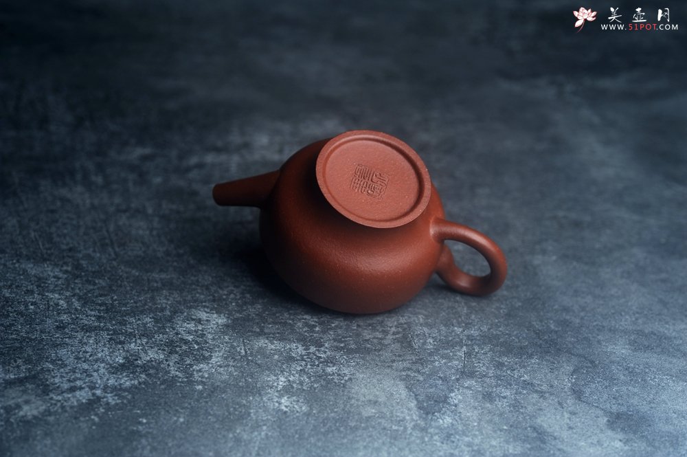 紫砂壶图片：美壶特惠 优质降坡泥碗灯紫砂壶 茶人醉爱 - 美壶网