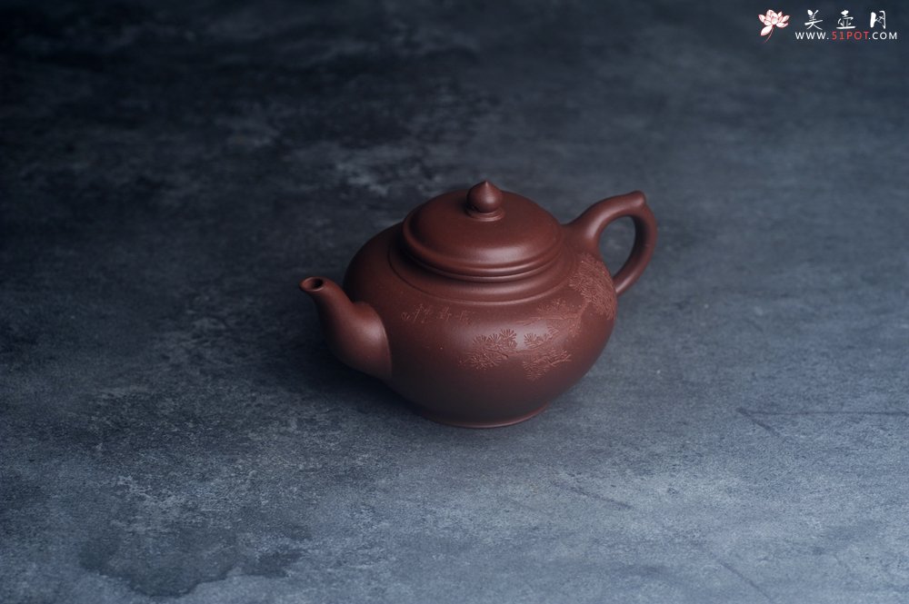 紫砂壶图片：美壶特惠 老紫泥听松笑樱 茶人醉爱 - 美壶网