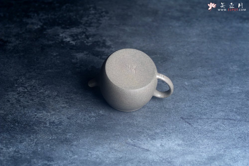 紫砂壶图片：美壶特惠 特好青段泥汉瓦紫砂壶 茶人醉爱 - 美壶网