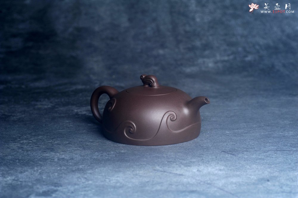 紫砂壶图片：美壶特惠 特好老紫泥半月壶 茶人醉爱 - 美壶网