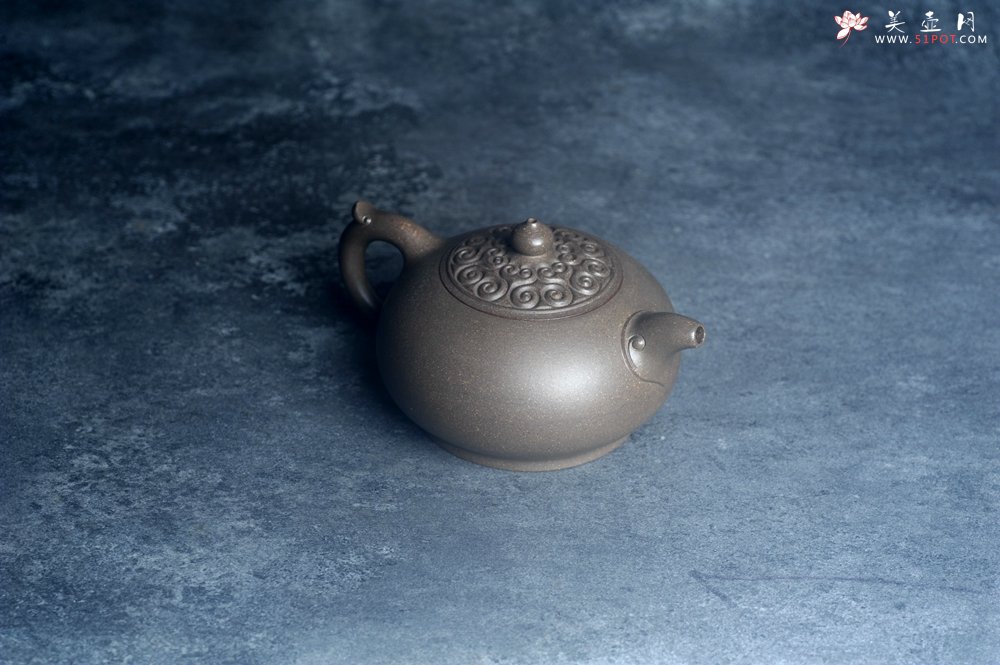 紫砂壶图片：美壶特惠 特好老青灰段泥如意圆珠壶 茶人醉爱 - 美壶网