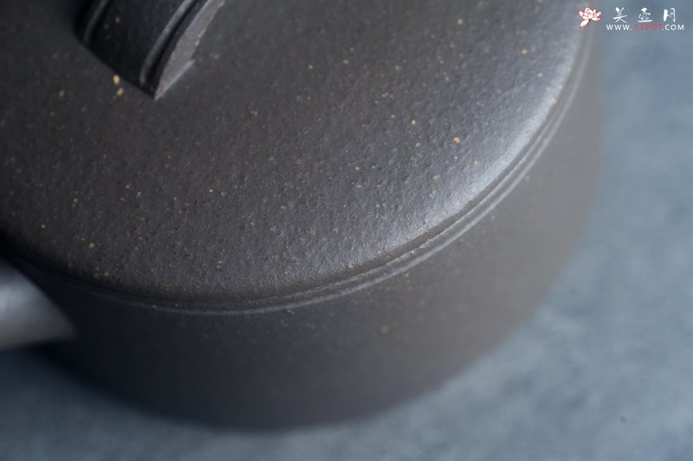 紫砂壶图片：美壶特惠 特好老青灰泥汉瓦 大口实用 茶人醉爱 - 美壶网