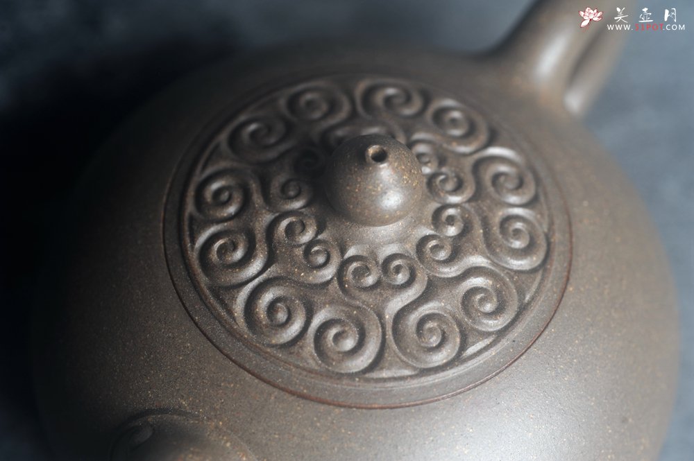 紫砂壶图片：美壶特惠 特好老青灰段泥如意圆珠壶 茶人醉爱 - 美壶网