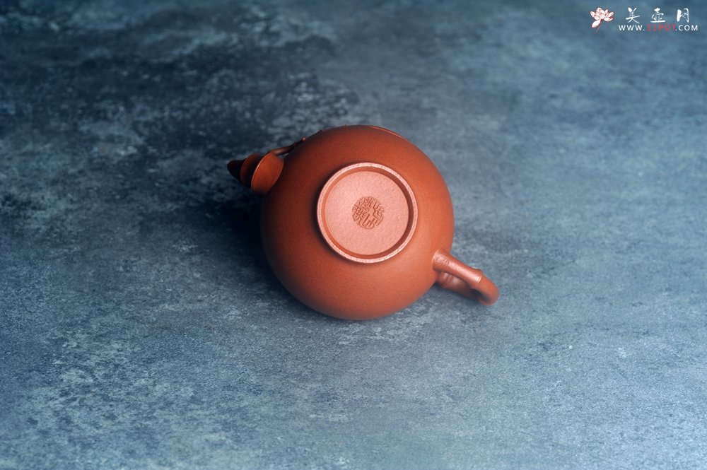 紫砂壶图片：美壶特惠 特好老朱泥竹报春壶 茶人醉爱 - 美壶网