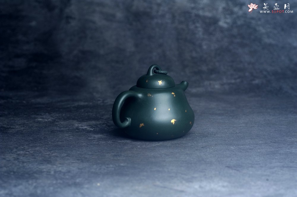 紫砂壶图片：美壶特惠 特好墨绿泥福禄葫芦壶 茶人醉爱 - 美壶网