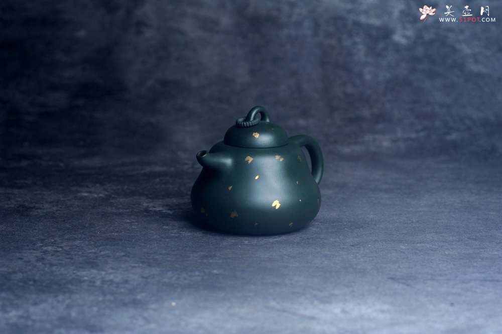 紫砂壶图片：美壶特惠 特好墨绿泥福禄葫芦壶 茶人醉爱 - 美壶网