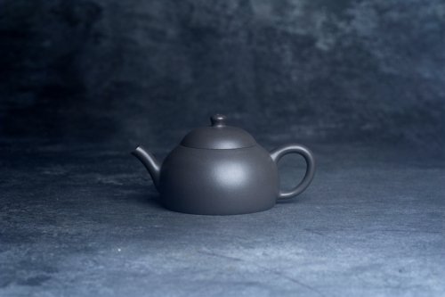 美壶定制老师紫砂壶 美壶特惠 特好大水潭天青泥精工薄胎半月壶 天青泥