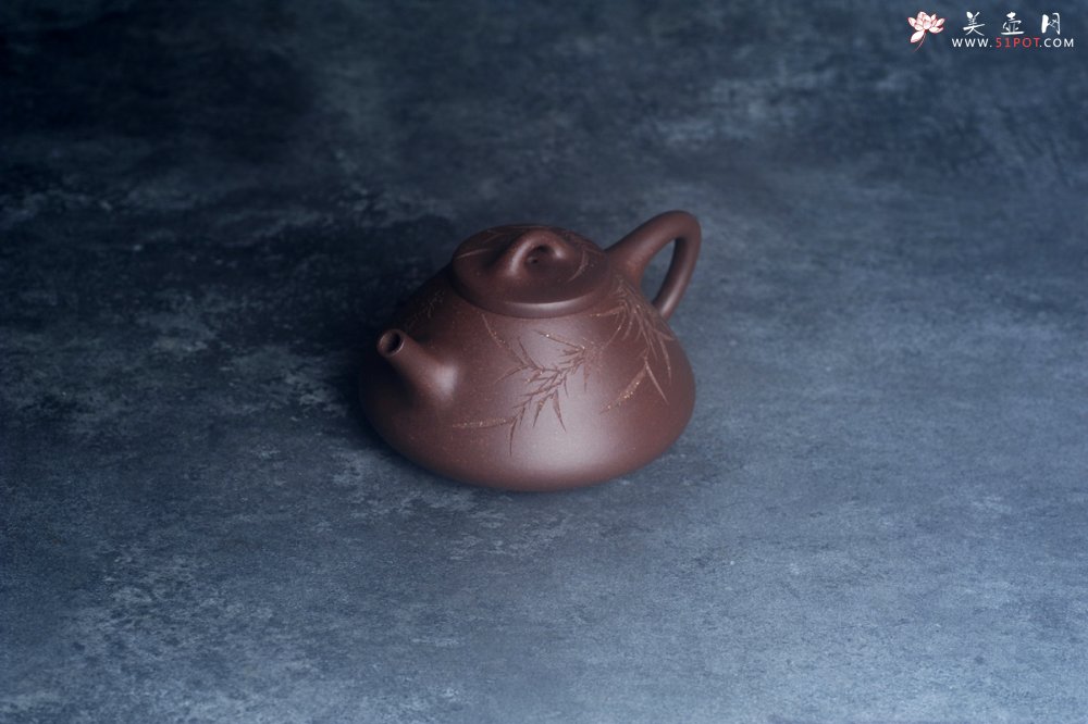 紫砂壶图片：美壶特惠 特好老紫泥子冶石瓢 刻竹特文气 - 美壶网