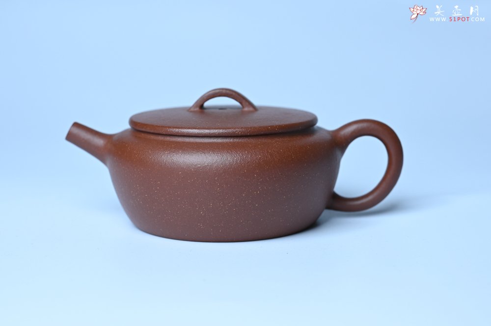 紫砂壶图片：美壶特惠 优质红降坡泥大口玉扁壶 茶人醉爱 - 美壶网
