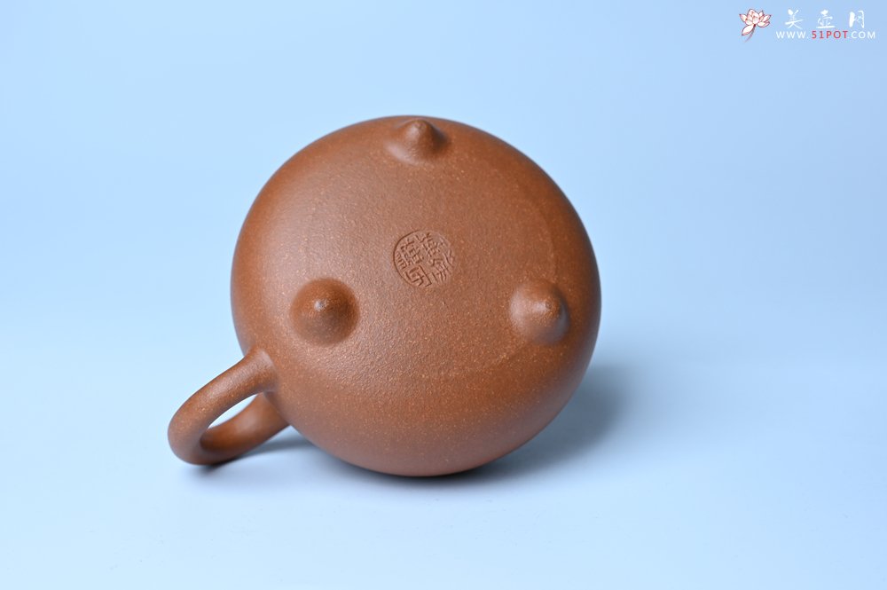 紫砂壶图片：美壶特惠 优质红降坡泥乳鼎壶 茶人醉爱 - 美壶网