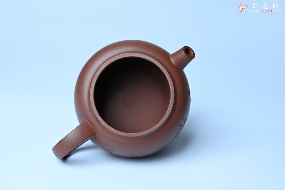 紫砂壶图片：毛国强入室弟子黄云初 特好老紫泥汉瓦壶 名家何水法书法“大彻大悟” 刘世涛伯陶刻 - 美壶网