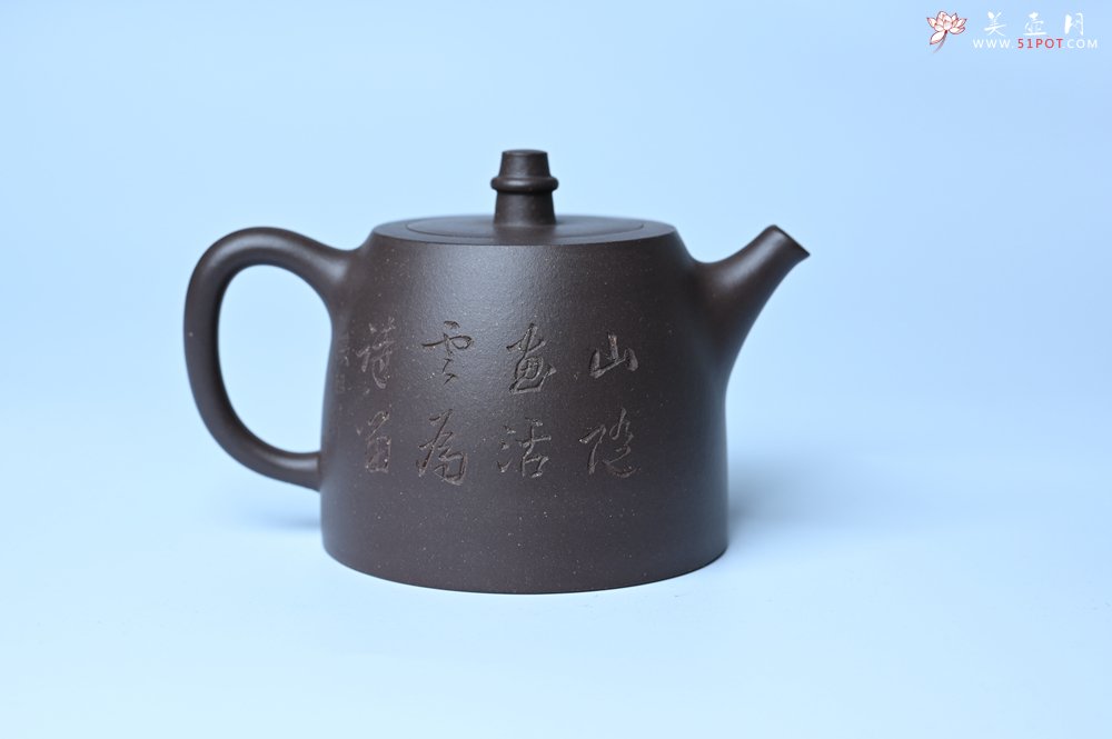 紫砂壶图片：美壶特惠 老紫泥精致山水汉铎壶 茶人醉爱 - 美壶网