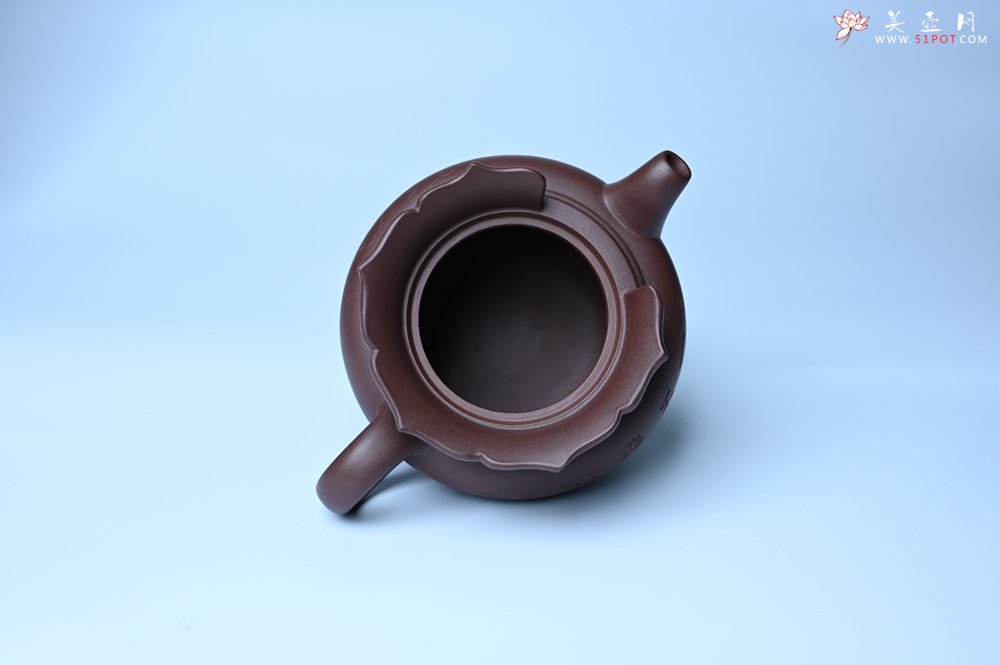 紫砂壶图片：实力派工艺师周斌 老紫泥精工僧帽壶 - 美壶网