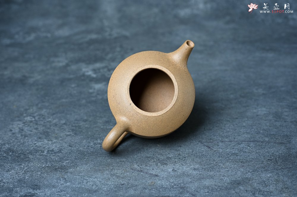 紫砂壶图片：美壶特惠 优质黄金段泥镜瓦壶 茶人醉爱 - 美壶网