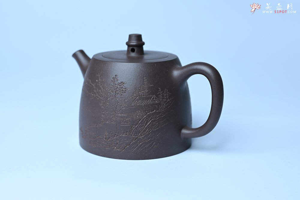 紫砂壶图片：美壶特惠 老紫泥精致山水汉铎壶 茶人醉爱 - 美壶网