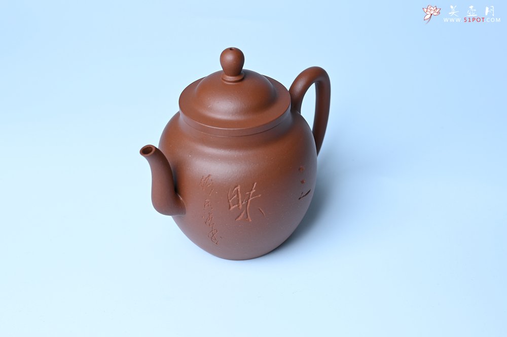 紫砂壶图片：毛国强入室弟子黄云初 特好清水泥高宫灯壶 名家何水法书法“三昧”，刘世涛伯陶刻 - 美壶网