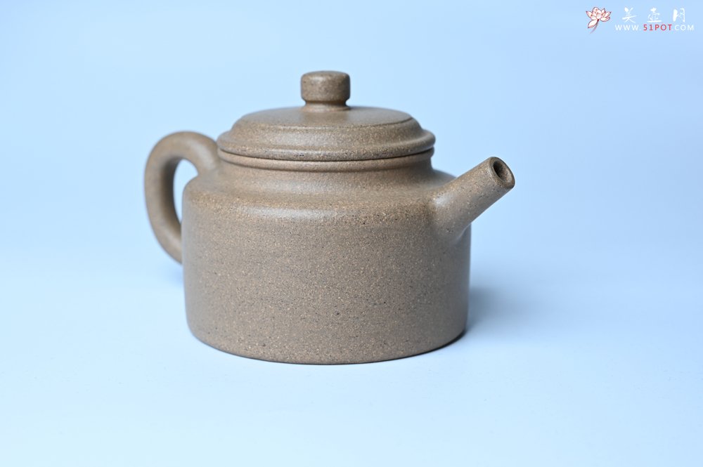 紫砂壶图片：高温油润黄龙山本山老段泥 全手工德中壶 做工特好 - 美壶网