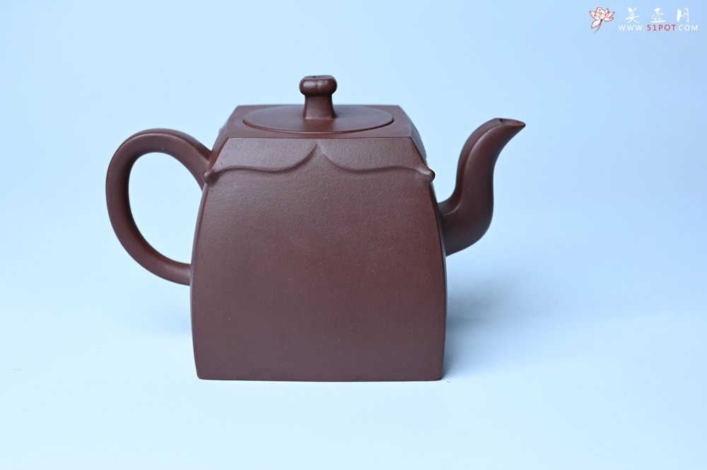 紫砂壶图片：美壶特惠 精致四方圆口壶 造型新颖 - 美壶网
