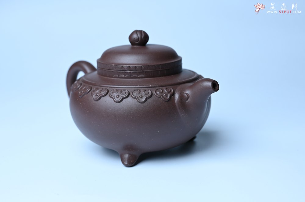 紫砂壶图片：美壶特惠 精致紫泥云肩如意壶 茶人醉爱 - 美壶网