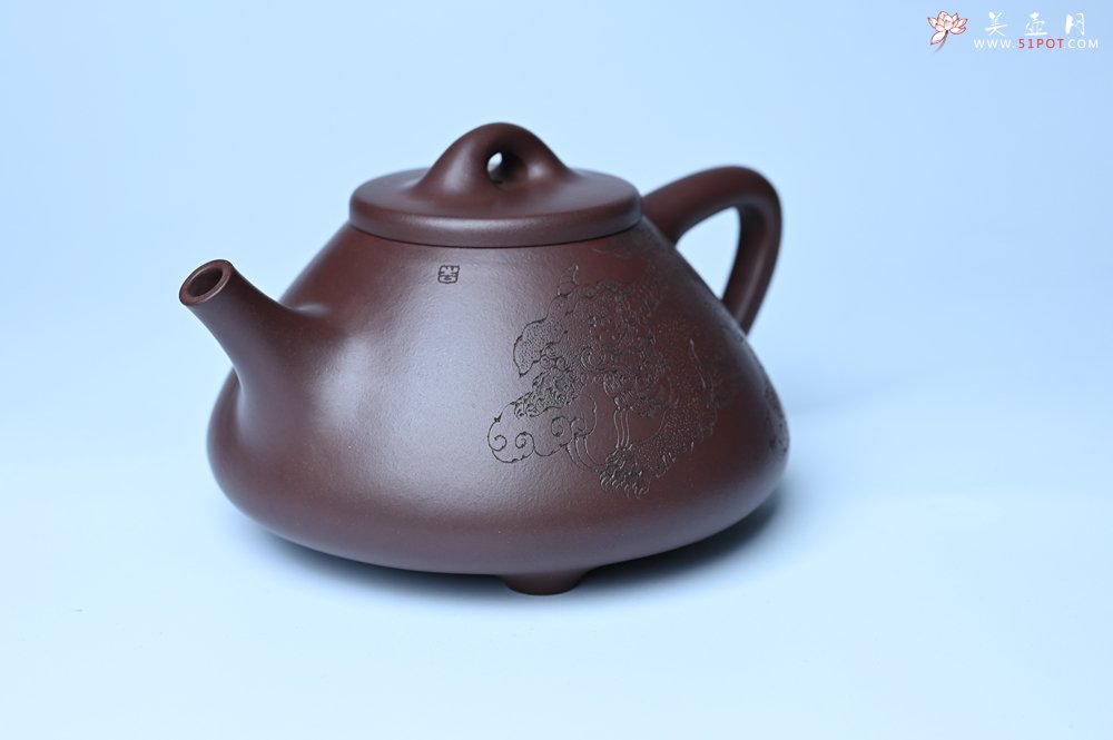 紫砂壶图片：特油润底曹青 全手工子冶石瓢 助工装饰菩萨坐骑瑞兽 - 美壶网
