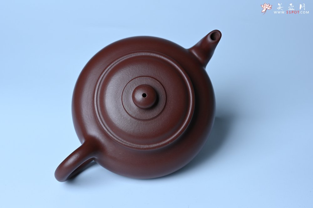 紫砂壶图片：油润黄龙山4号深井红皮龙 全手工摹顾景舟高虚扁 做工特好 - 美壶网