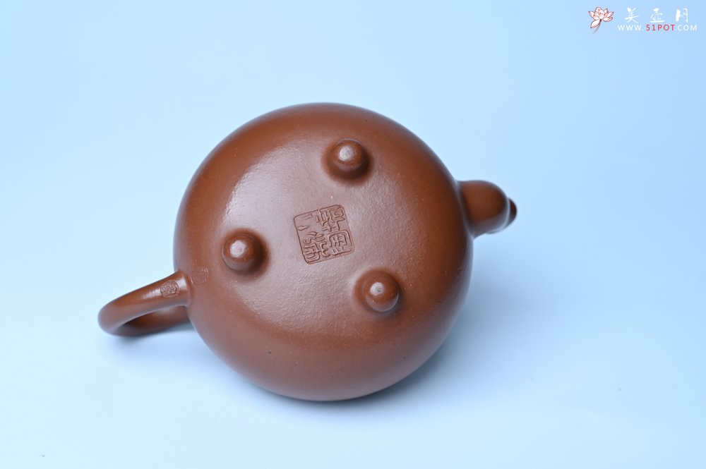 紫砂壶图片：潜力股周小培老师 特好清水泥全手工过桥乳鼎壶 期待与您结缘 - 美壶网