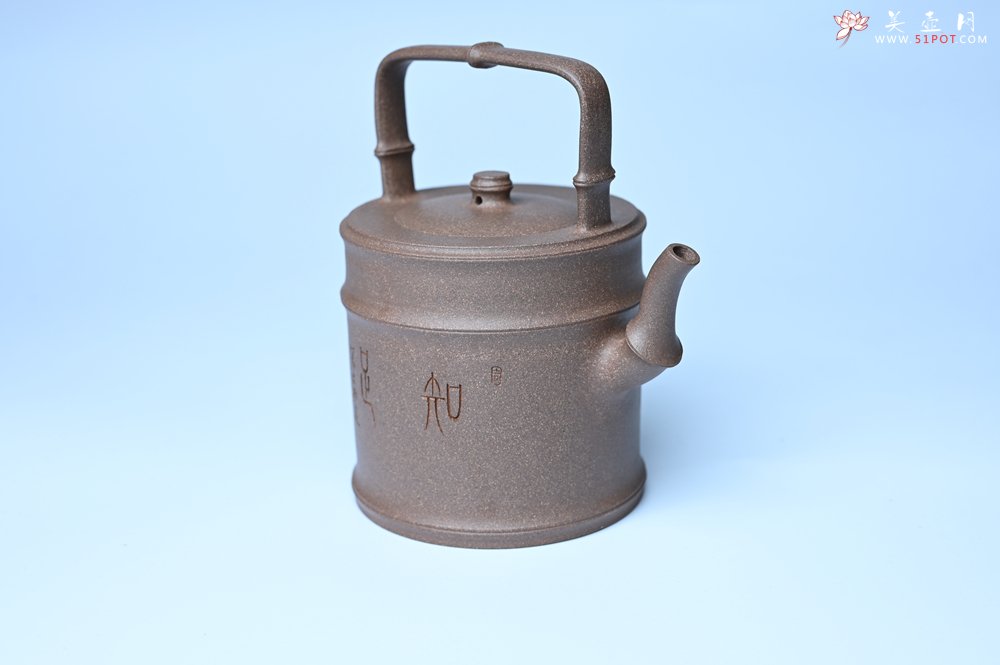 紫砂壶图片：美壶特惠 特好老段泥 精工知（知了）足（竹子）提梁 挺拔秀雅 - 美壶网