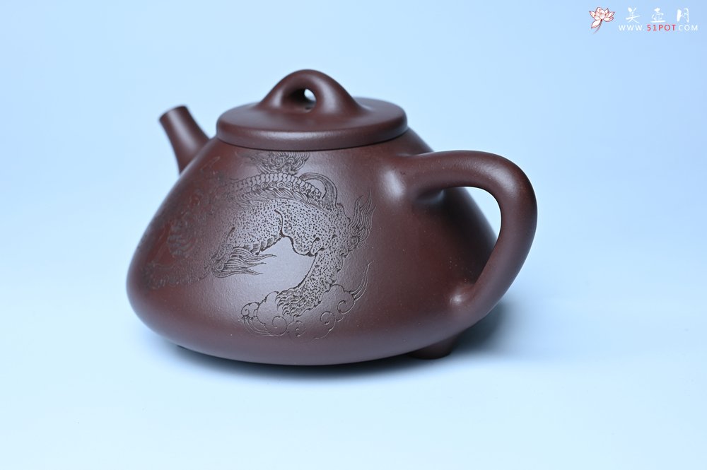 紫砂壶图片：特油润底曹青 全手工子冶石瓢 助工装饰菩萨坐骑瑞兽 - 美壶网