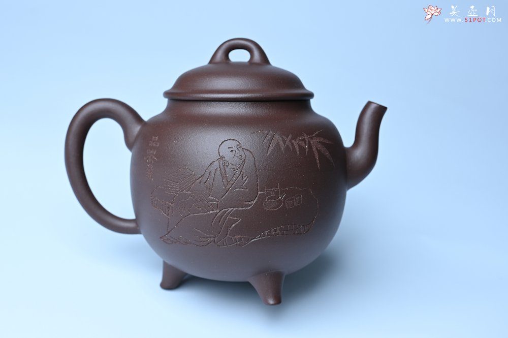 紫砂壶图片：美壶特惠 优质紫泥精致三足鼎壶 品茶论道 - 美壶网